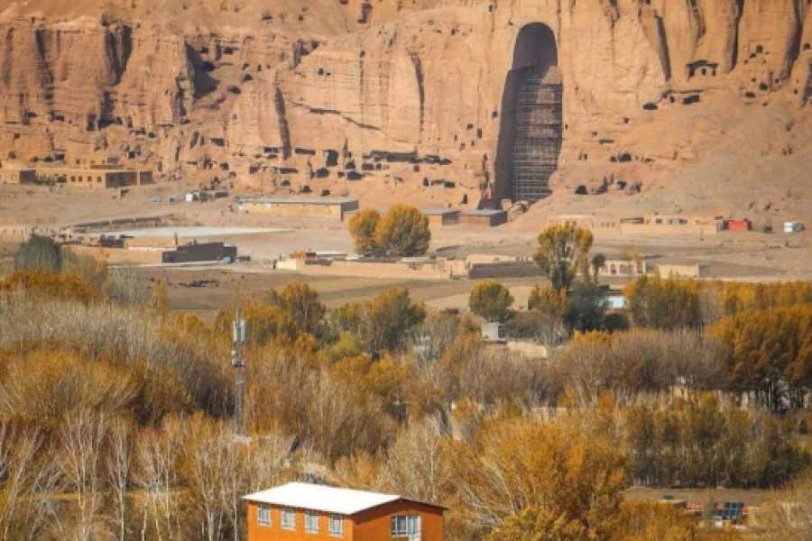 Visit the Buddhas of Bamyan